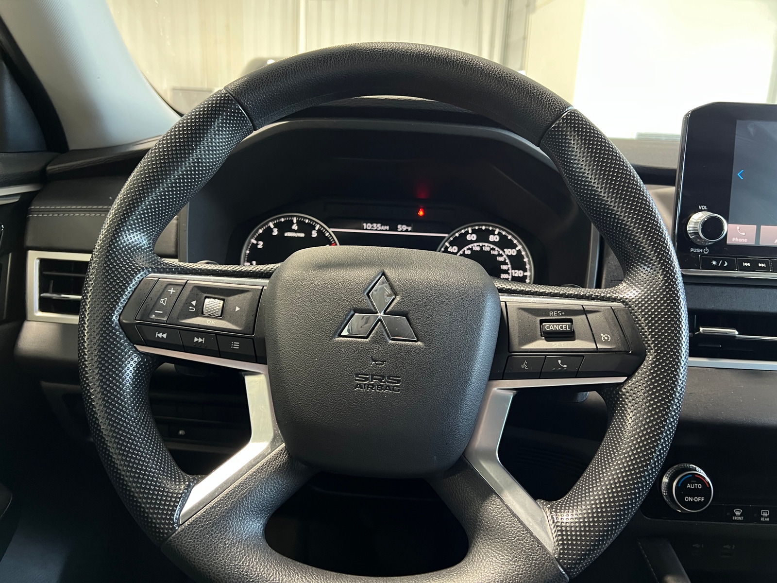 Thumbnail: 2022 Mitsubishi Outlander - 5