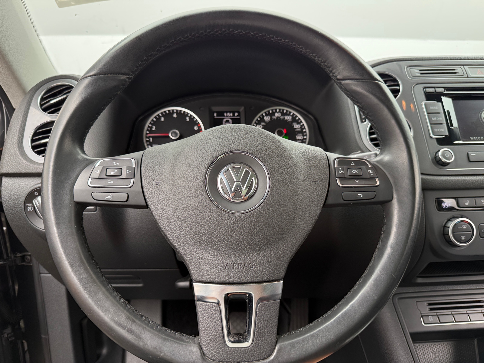 Thumbnail: 2015 Volkswagen Tiguan - 5