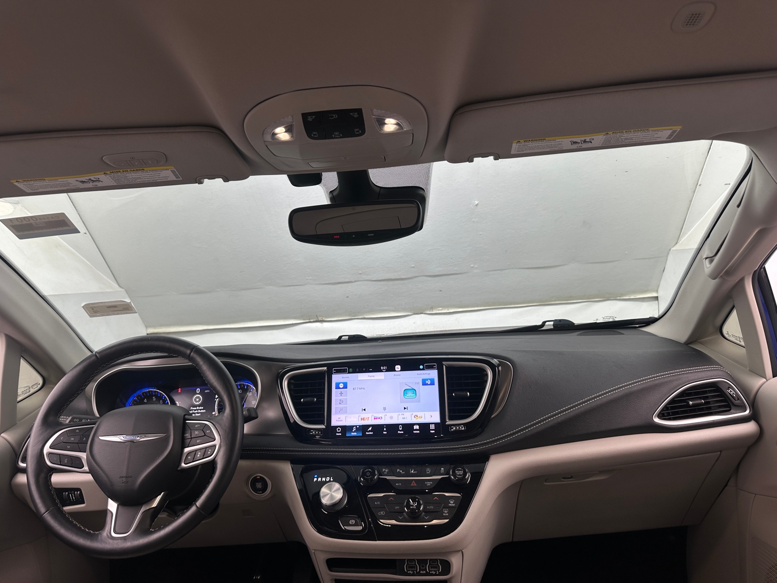 Thumbnail: 2021 Chrysler Pacifica - 2