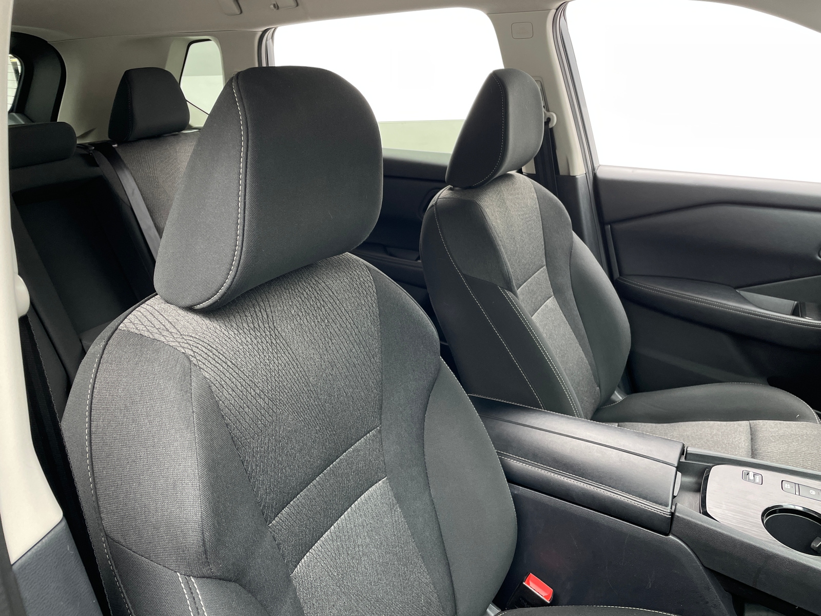 Thumbnail: 2025 Nissan Rogue - 2
