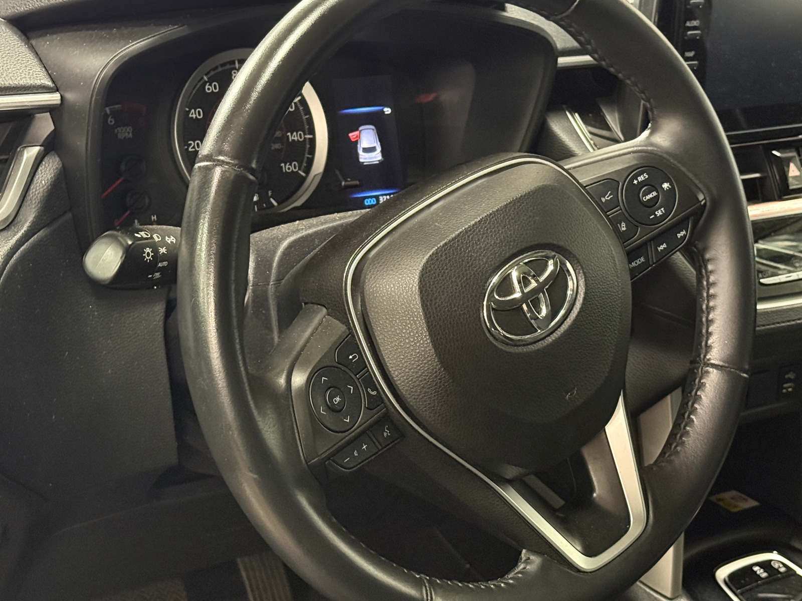 Thumbnail: 2022 Toyota Corolla Cross - 5