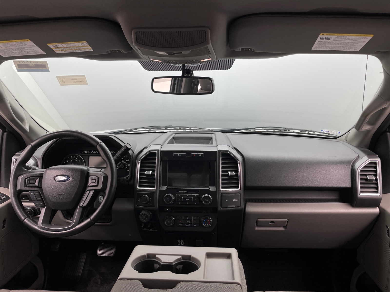 Thumbnail: 2017 Ford Econoline - 3
