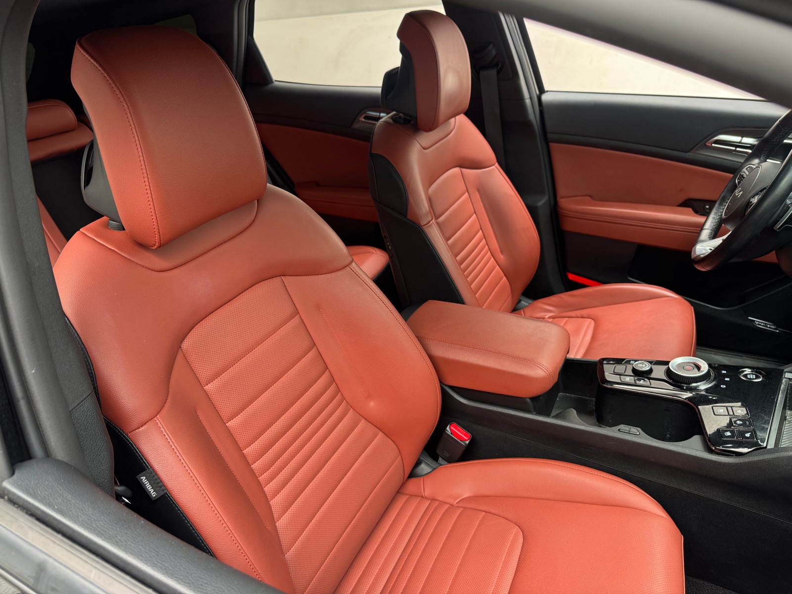 Thumbnail: 2023 Kia Sportage - 2