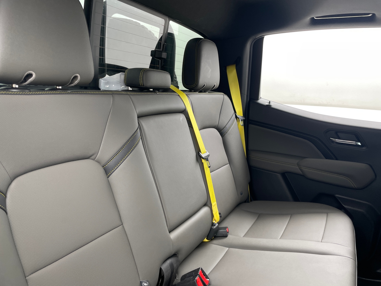 Thumbnail: 2024 Chevrolet Colorado - 6