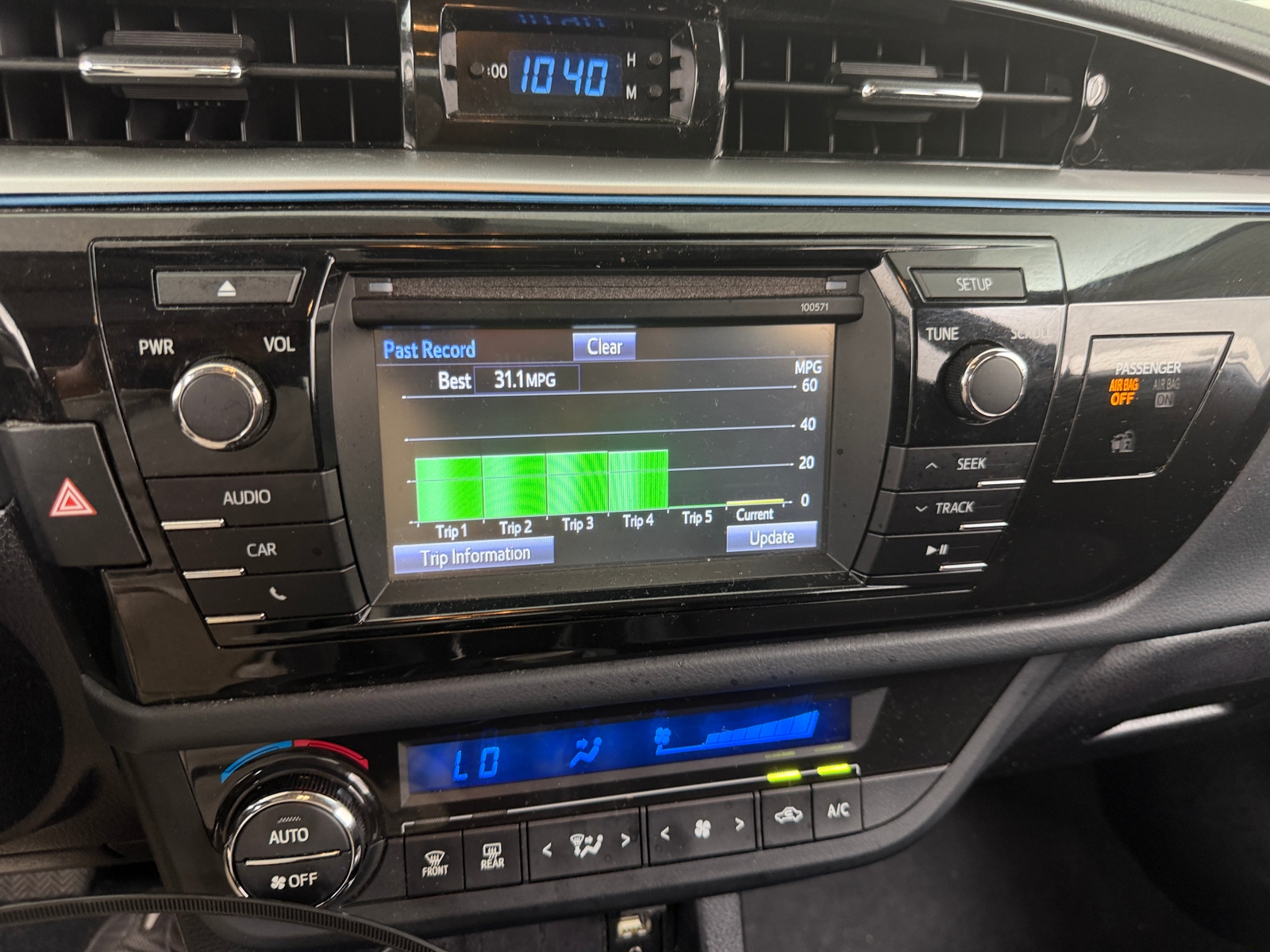 Thumbnail: 2016 Toyota Corolla - 4
