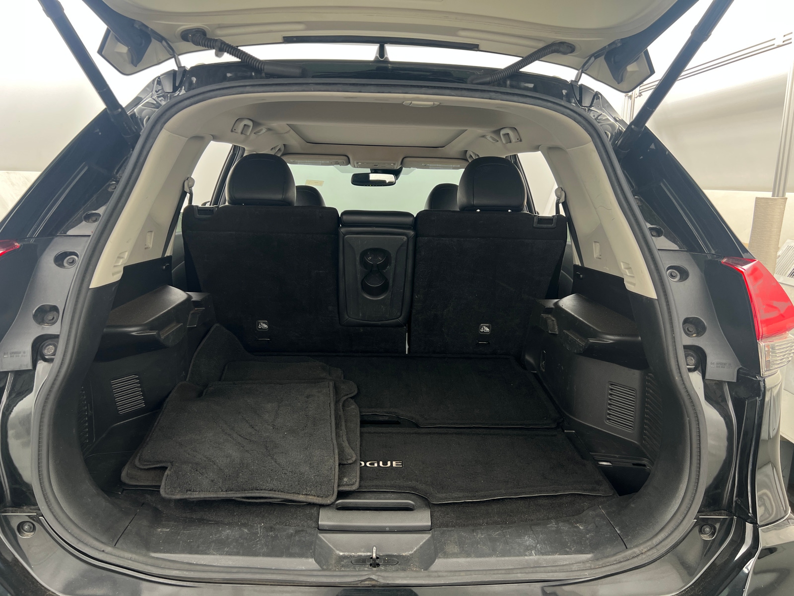 Thumbnail: 2020 Nissan Rogue - 6