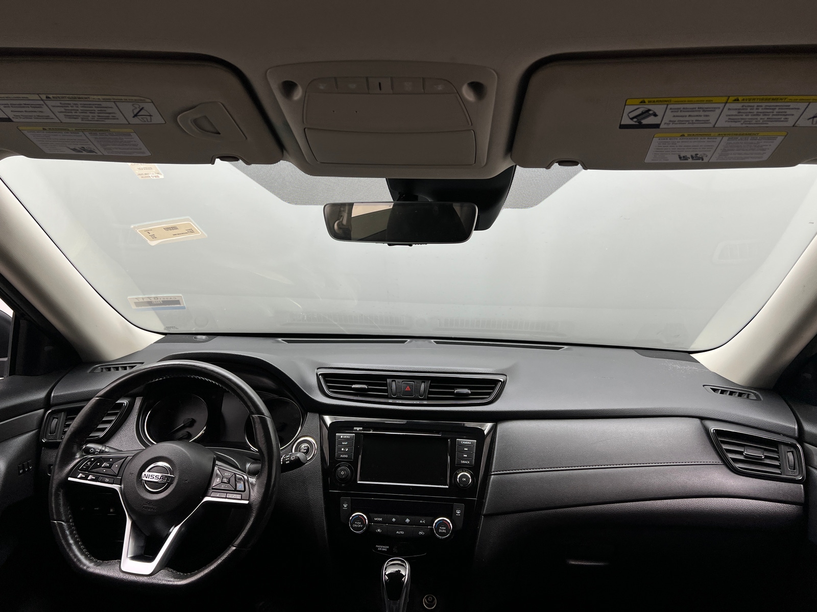 Thumbnail: 2019 Nissan Rogue - 3