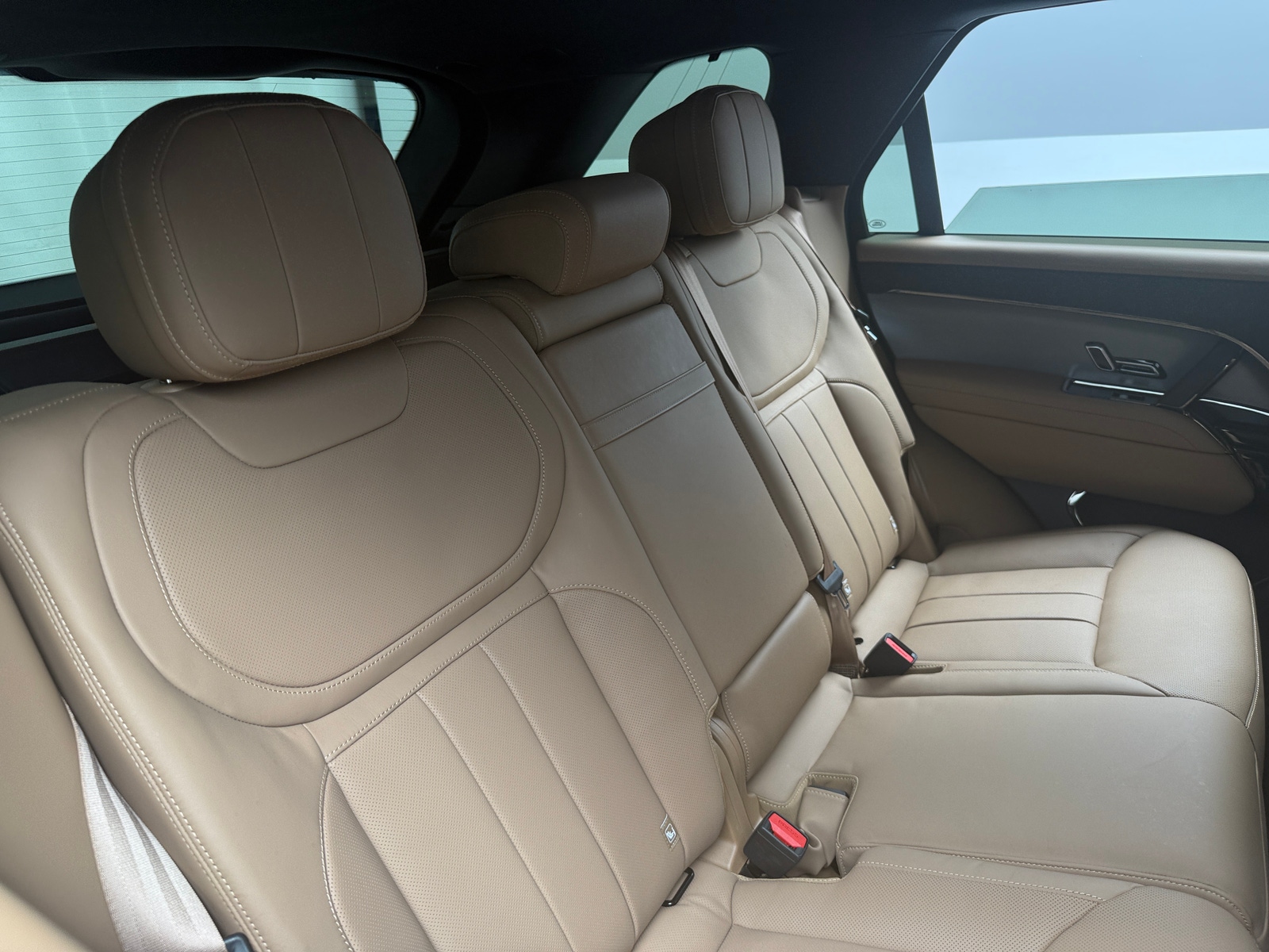 Thumbnail: 2023 Land Rover Range Rover Sport - 5