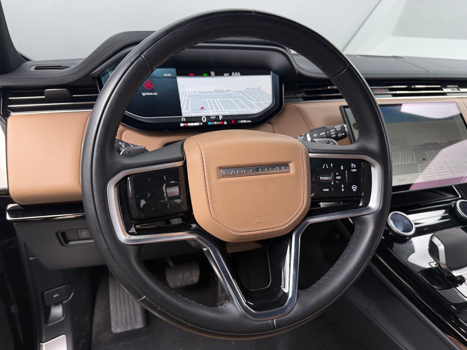 Thumbnail: 2023 Land Rover Range Rover Sport - 4