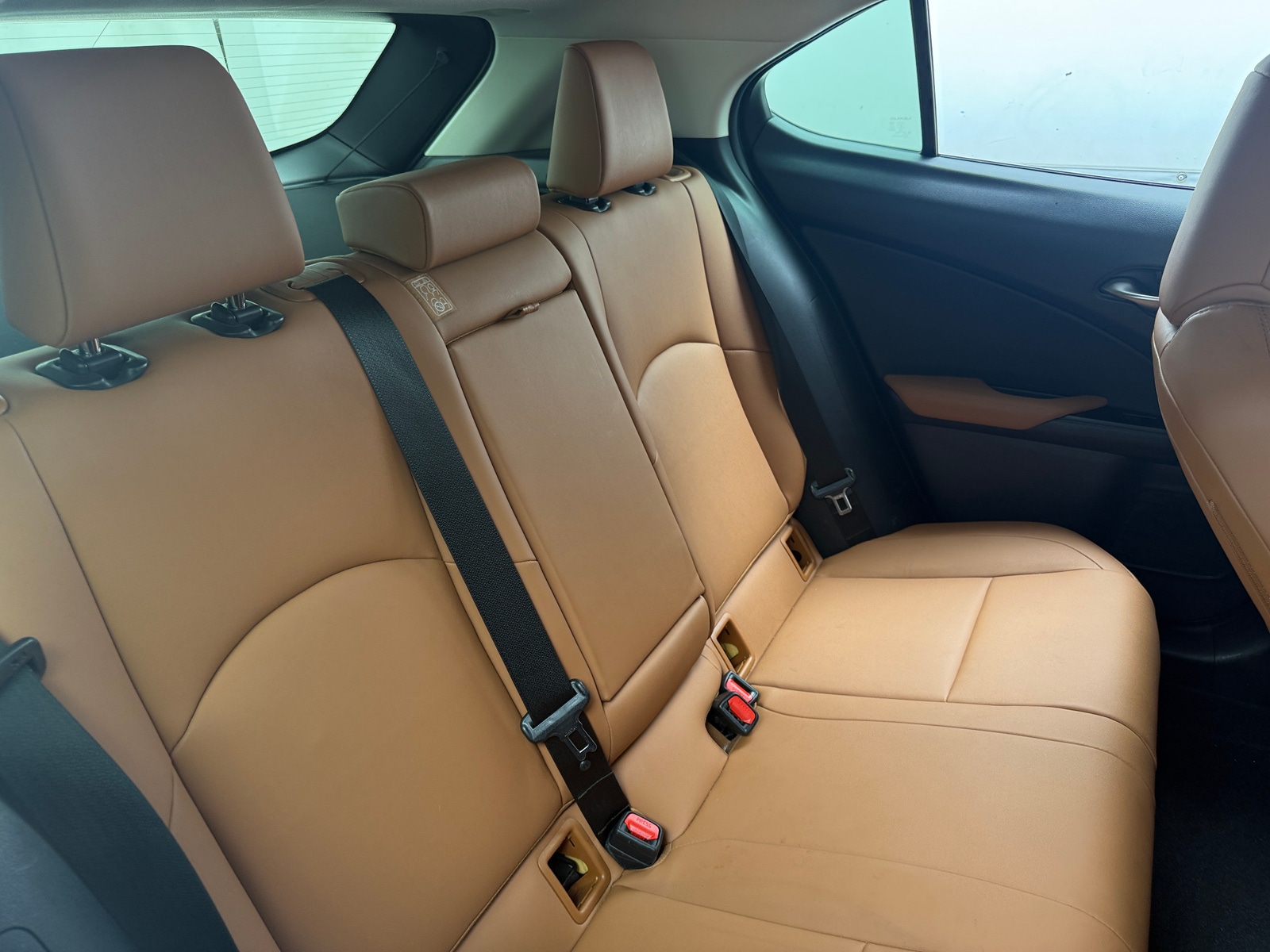 Thumbnail: 2021 Lexus UX - 5