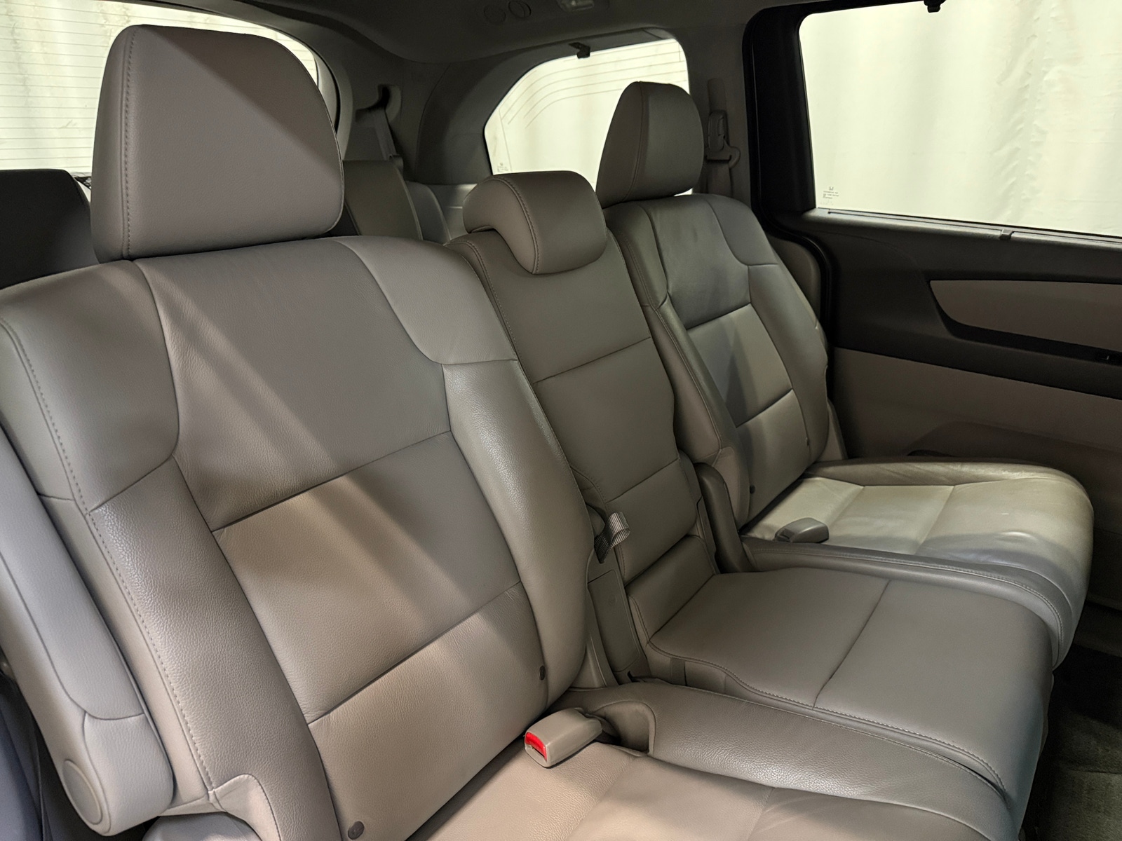 Thumbnail: 2012 Honda Odyssey - 5