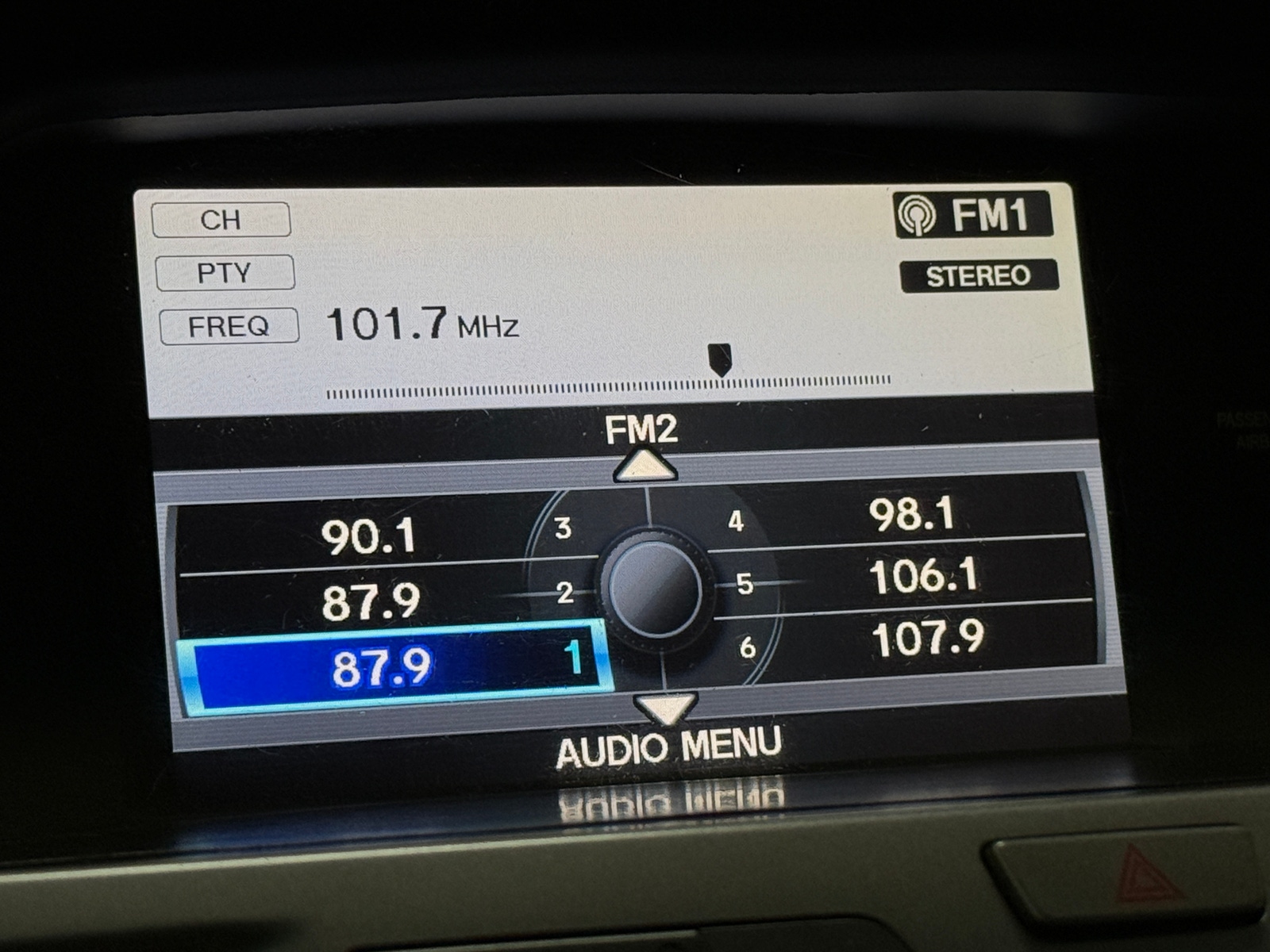 Thumbnail: 2012 Honda Odyssey - 3