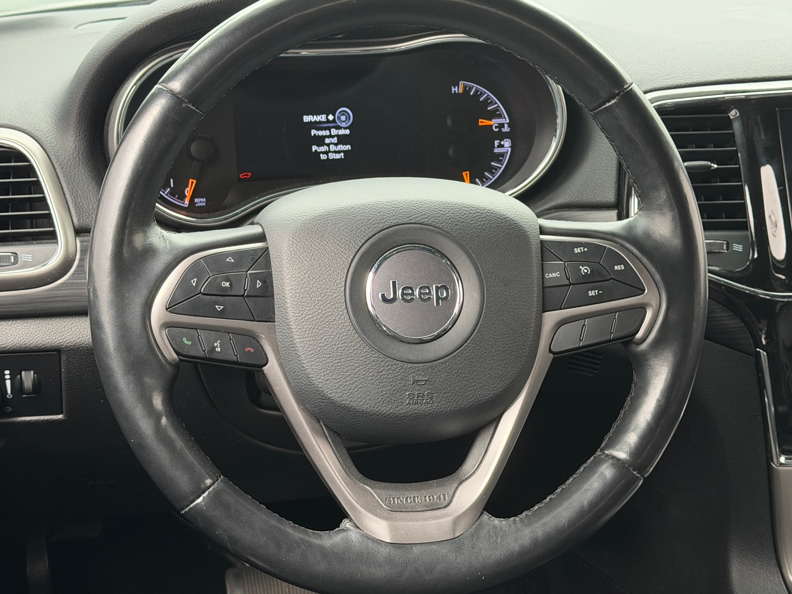 Thumbnail: 2021 Jeep Grand Cherokee - 5