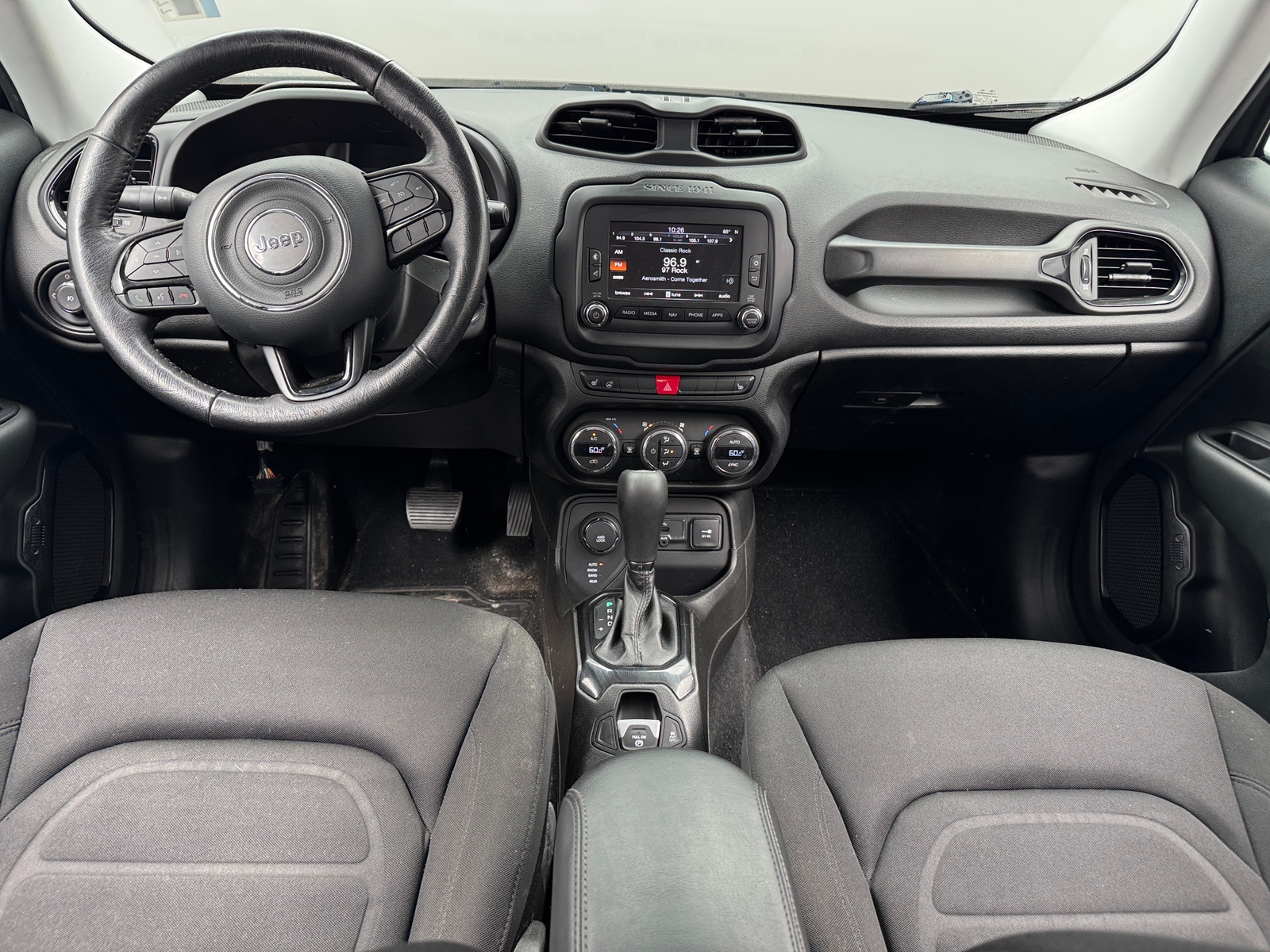Thumbnail: 2017 Jeep Renegade - 3