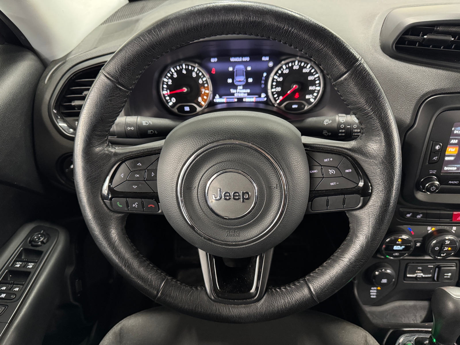 Thumbnail: 2017 Jeep Renegade - 5