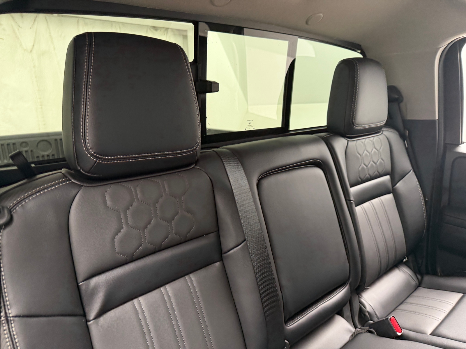 Thumbnail: 2025 Nissan Frontier - 5