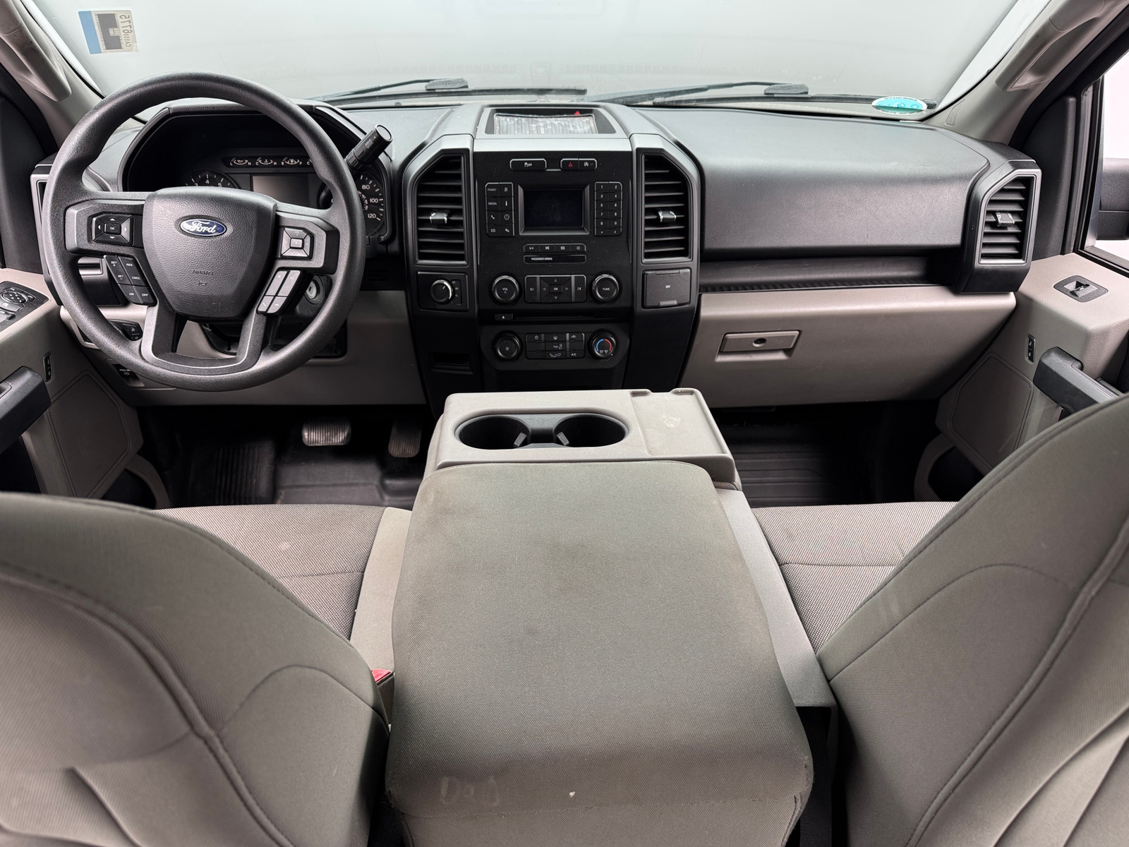 Thumbnail: 2018 Ford Econoline - 3