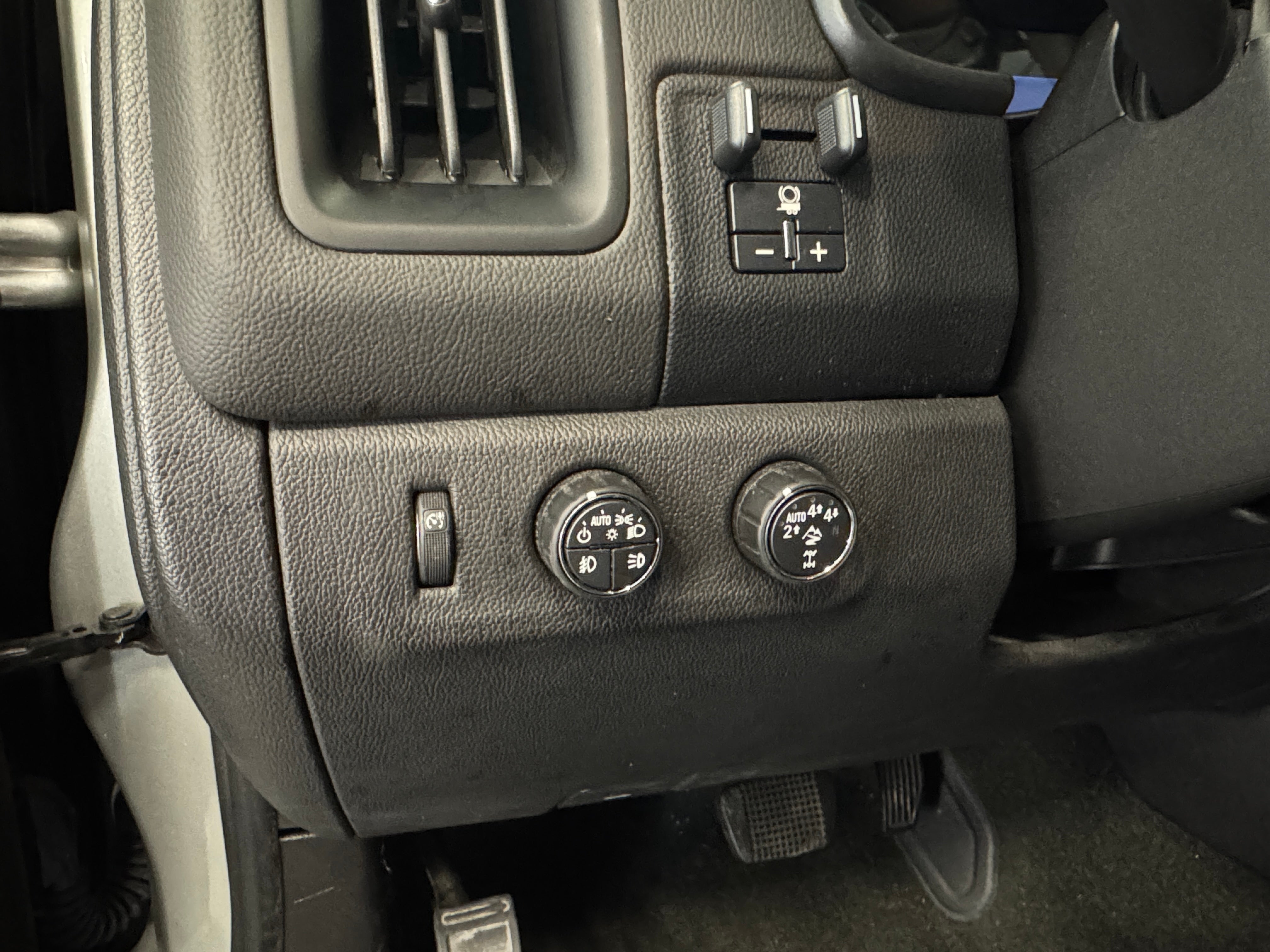 2018 Chevrolet Colorado ZR2 - Photo 11