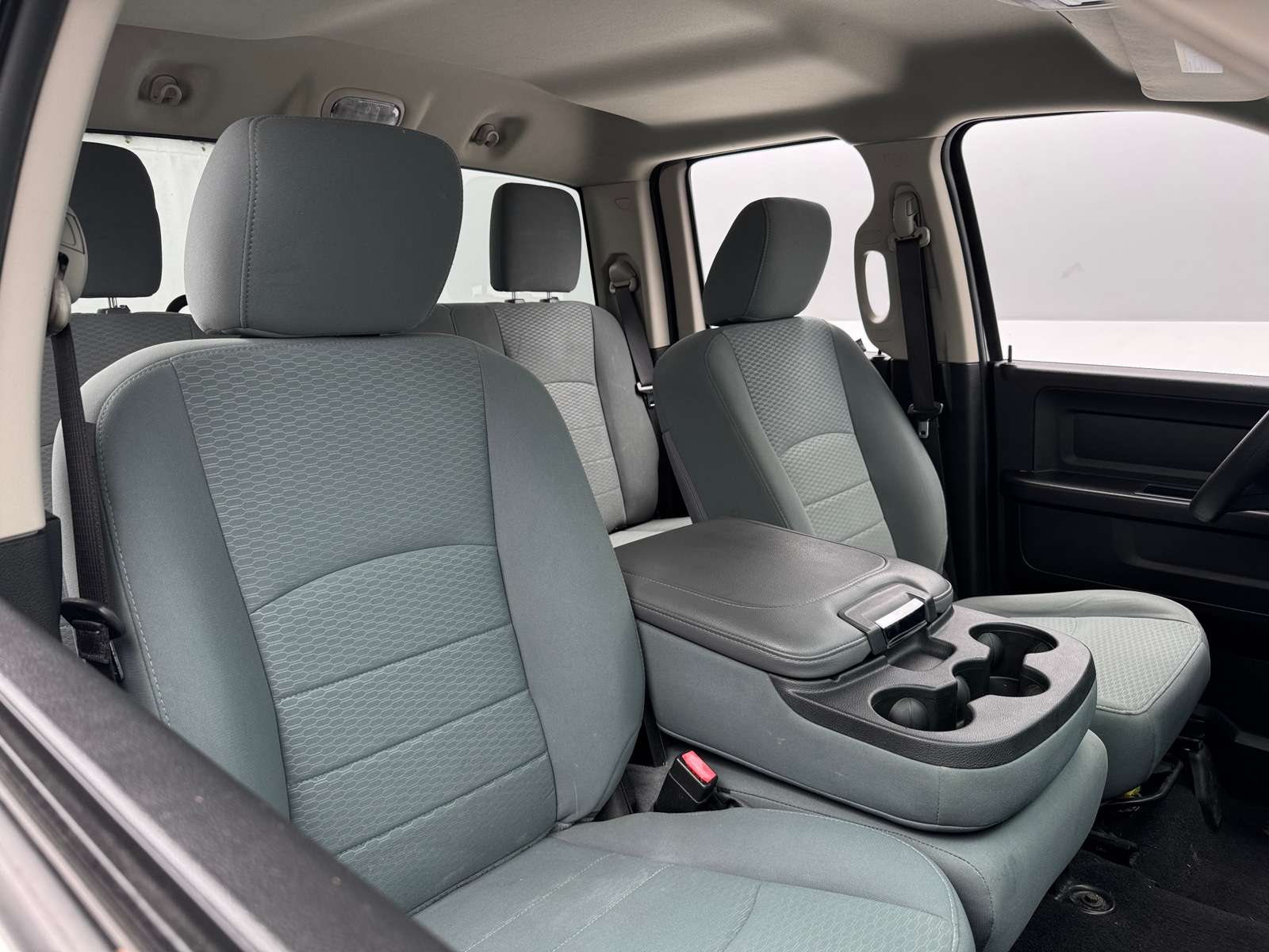 Thumbnail: 2019 RAM 1500 Classic - 2