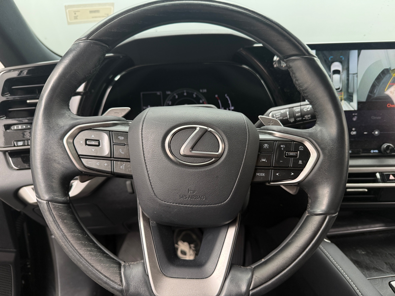 Thumbnail: 2023 Lexus RX - 4