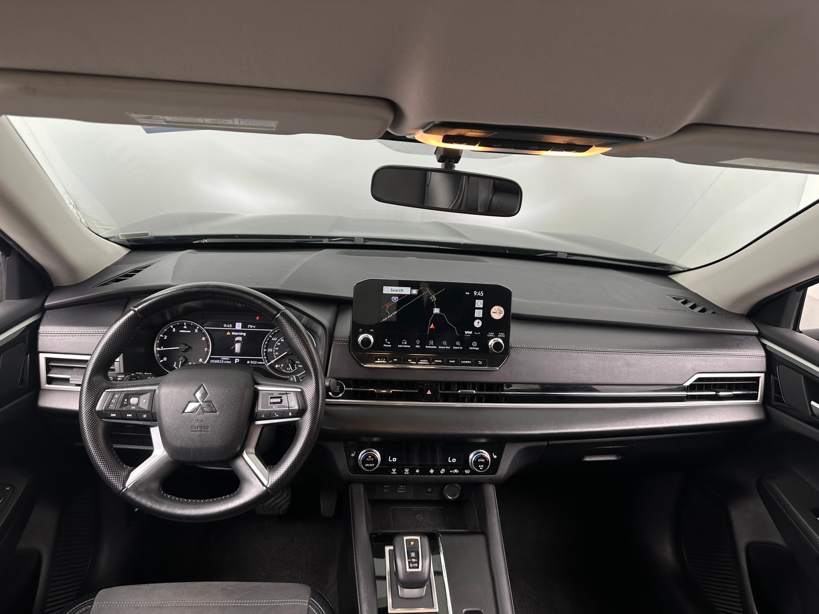 Thumbnail: 2024 Mitsubishi Outlander - 3