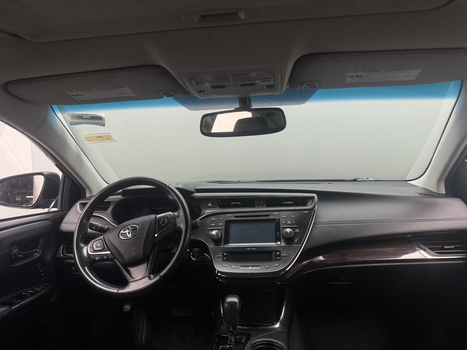 Thumbnail: 2015 Toyota Avalon - 3