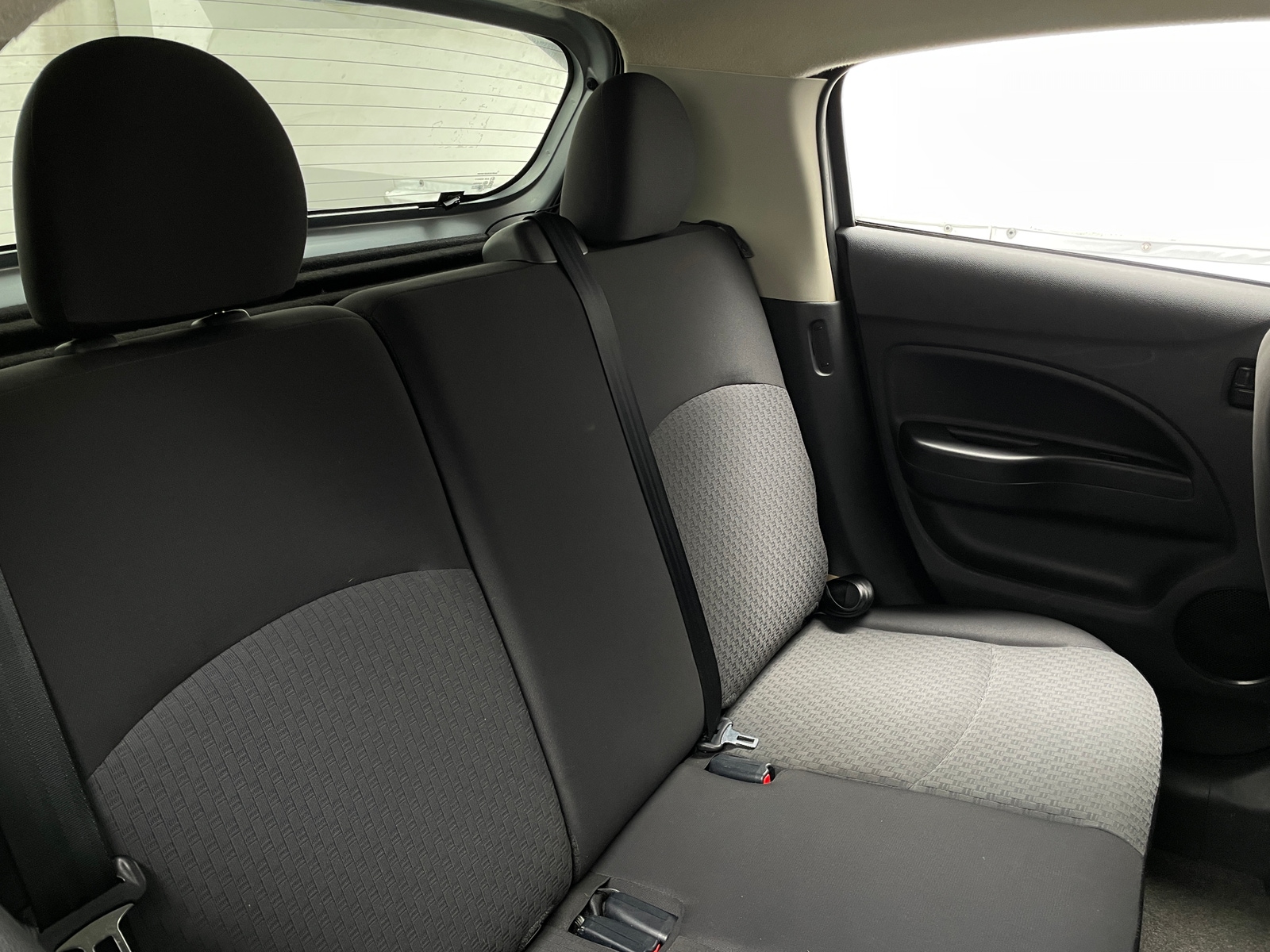 Thumbnail: 2019 Mitsubishi Mirage - 6