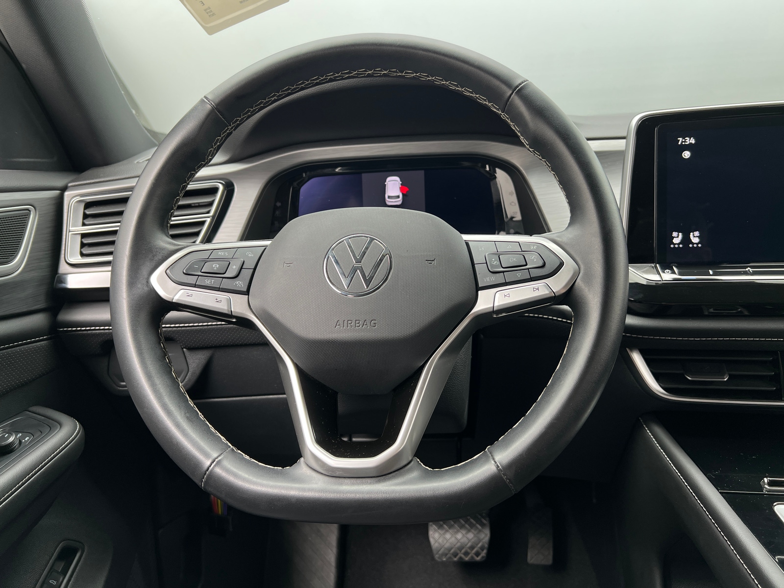 Thumbnail: 2025 Volkswagen Atlas - 4