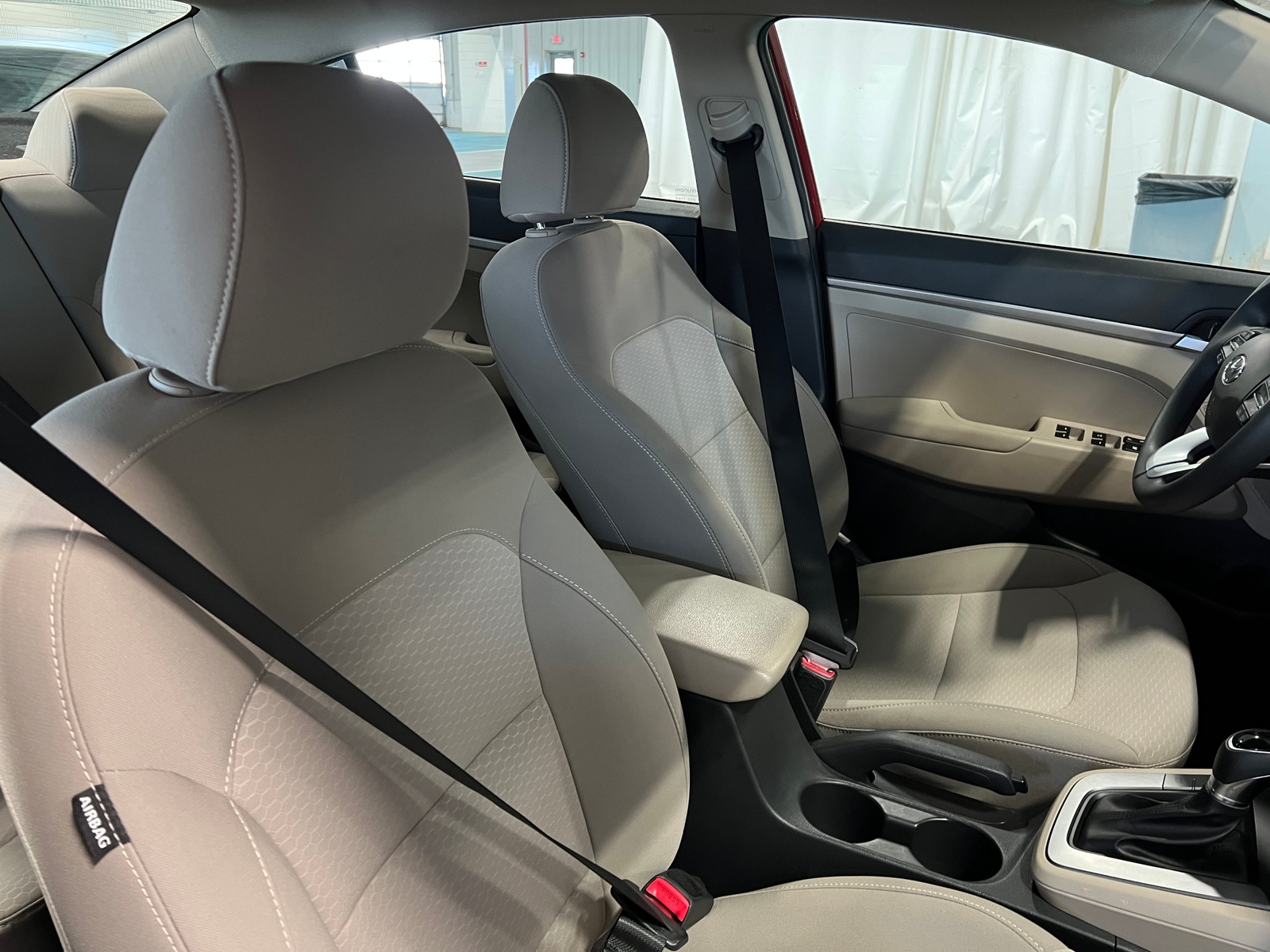 Thumbnail: 2020 Hyundai Elantra - 2