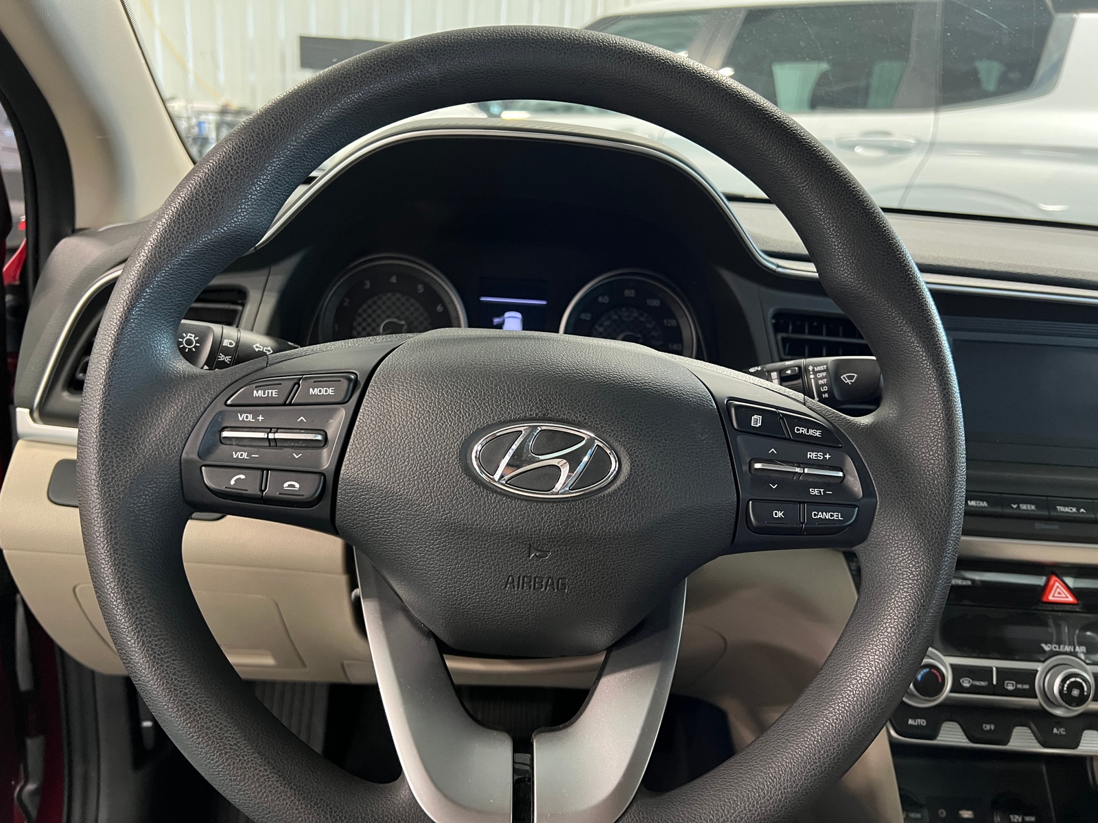 Thumbnail: 2020 Hyundai Elantra - 5