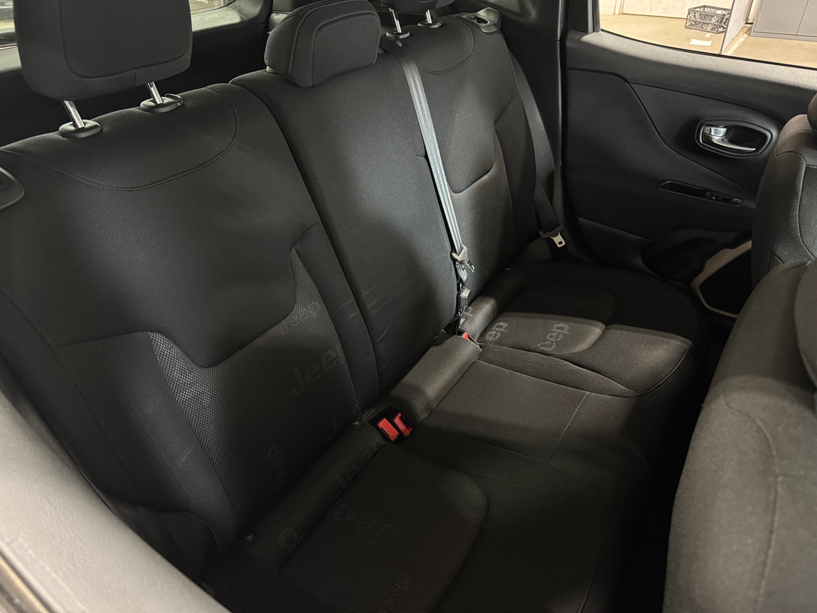 Thumbnail: 2015 Jeep Renegade - 6