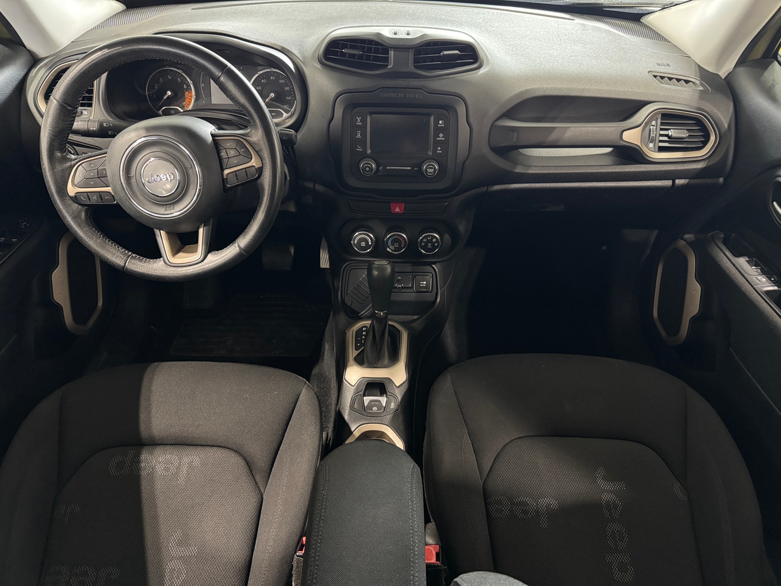 Thumbnail: 2015 Jeep Renegade - 3