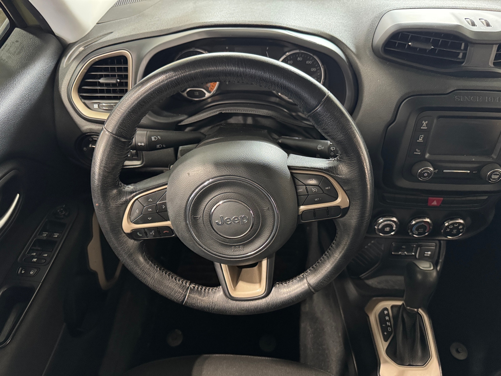 Thumbnail: 2015 Jeep Renegade - 5