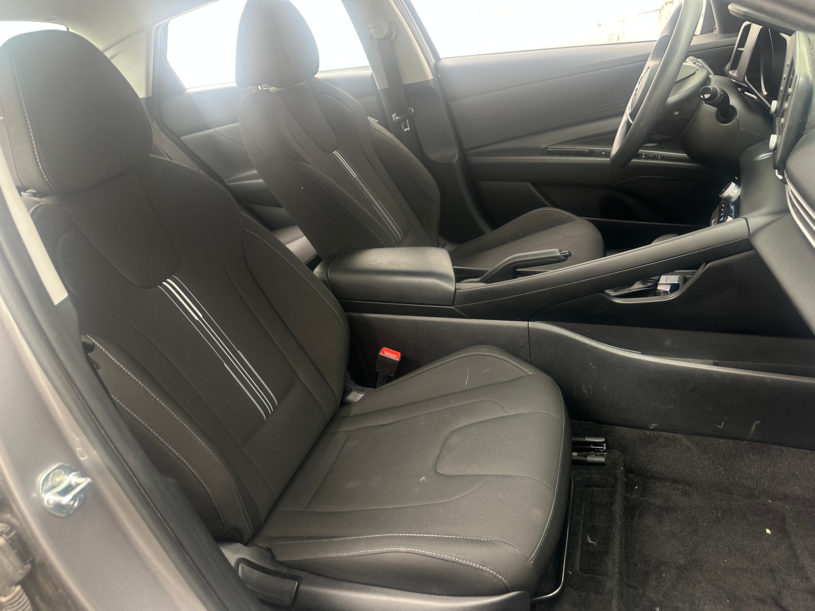 Thumbnail: 2023 Hyundai Elantra - 2