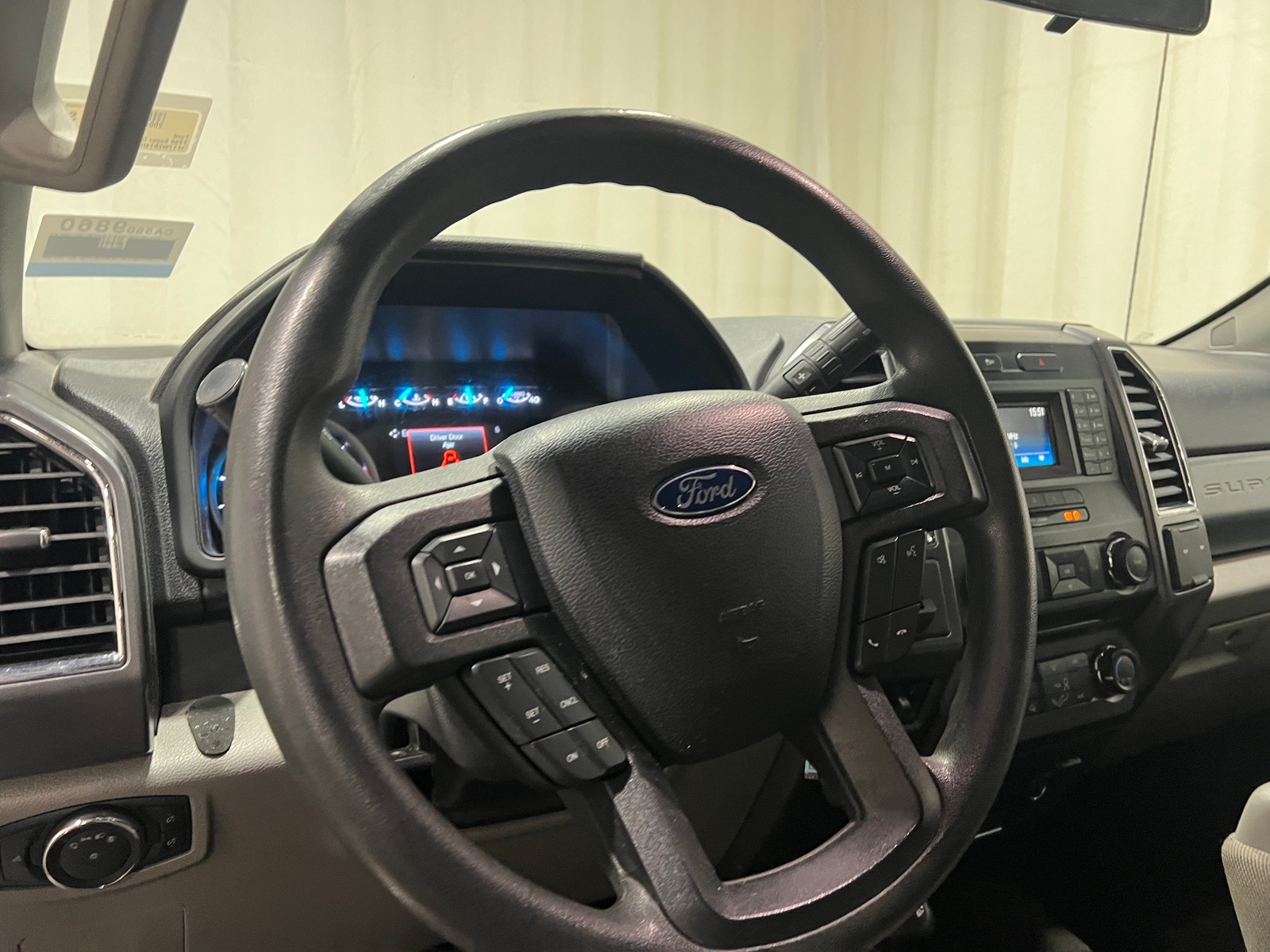 Thumbnail: 2017 Ford Econoline - 5
