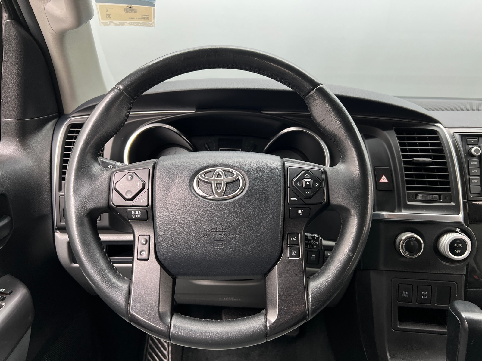 Thumbnail: 2018 Toyota Sequoia - 5