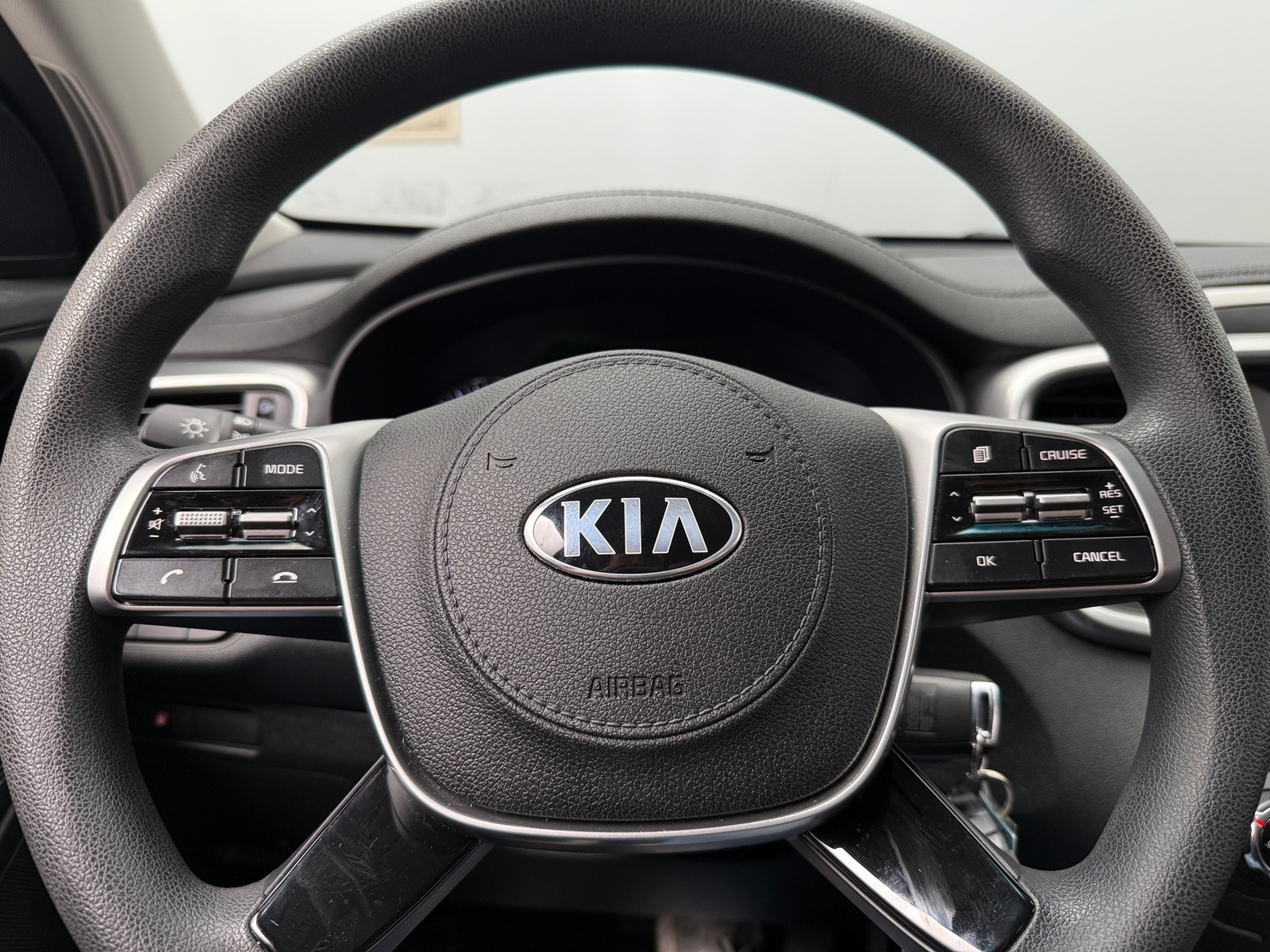 Thumbnail: 2020 Kia Sorento - 5