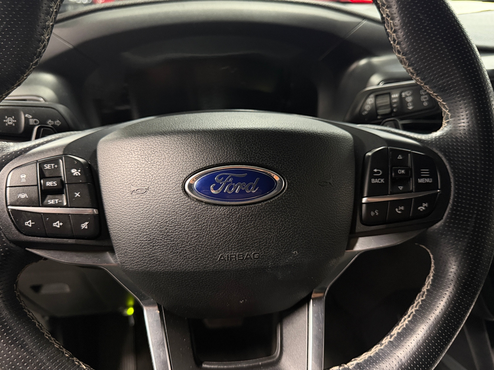 Thumbnail: 2020 Ford Explorer - 4