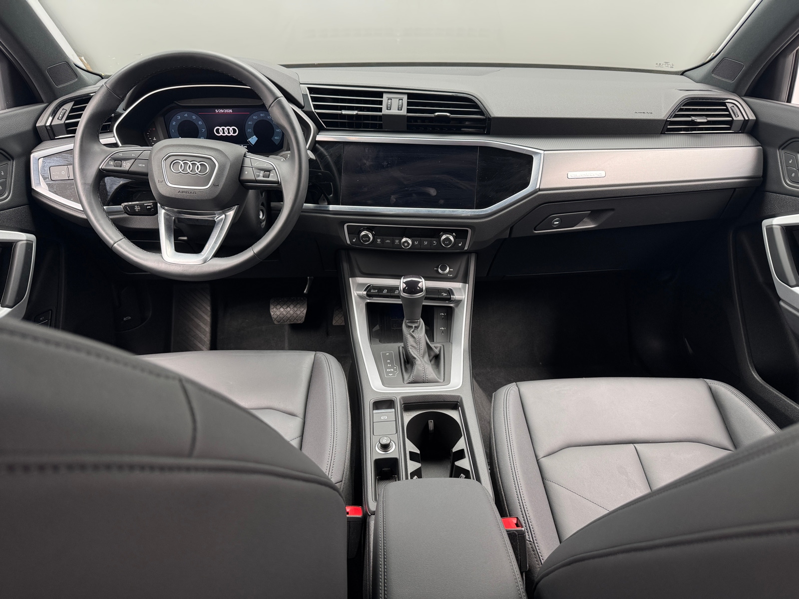 Thumbnail: 2022 Audi Q3 - 2