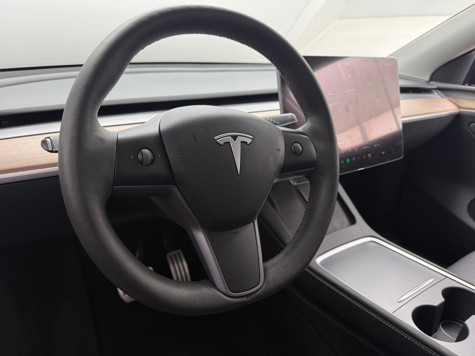 Thumbnail: 2023 Tesla Model Y - 4