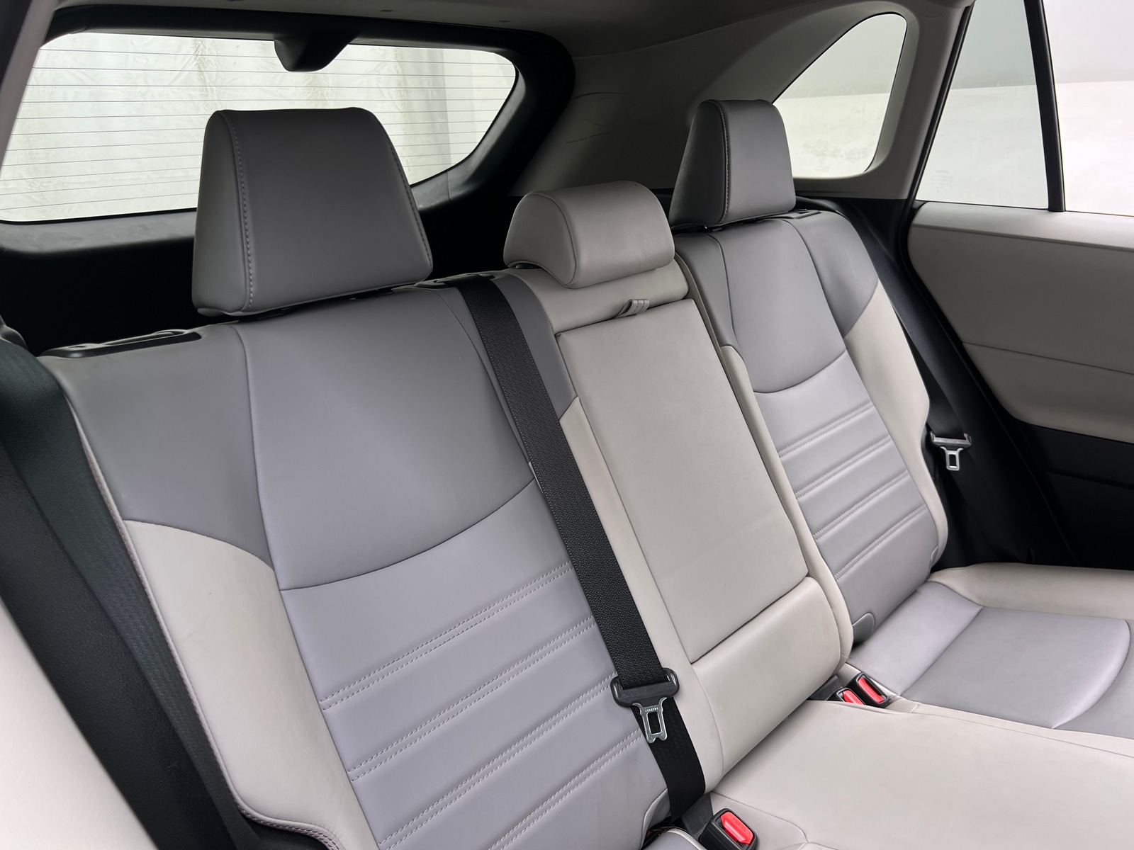 Thumbnail: 2022 Toyota RAV4 - 6