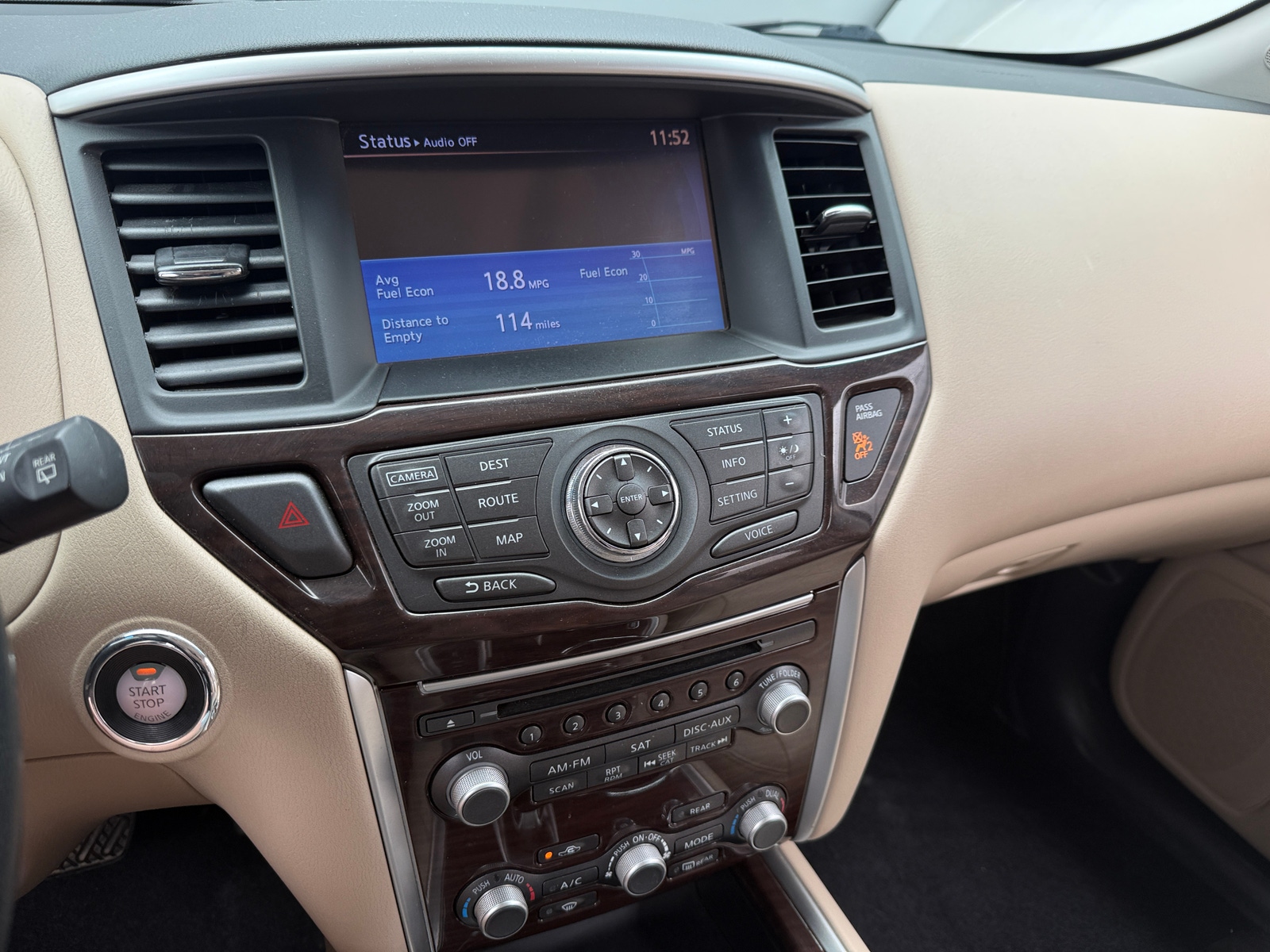 Thumbnail: 2016 Nissan Pathfinder - 3