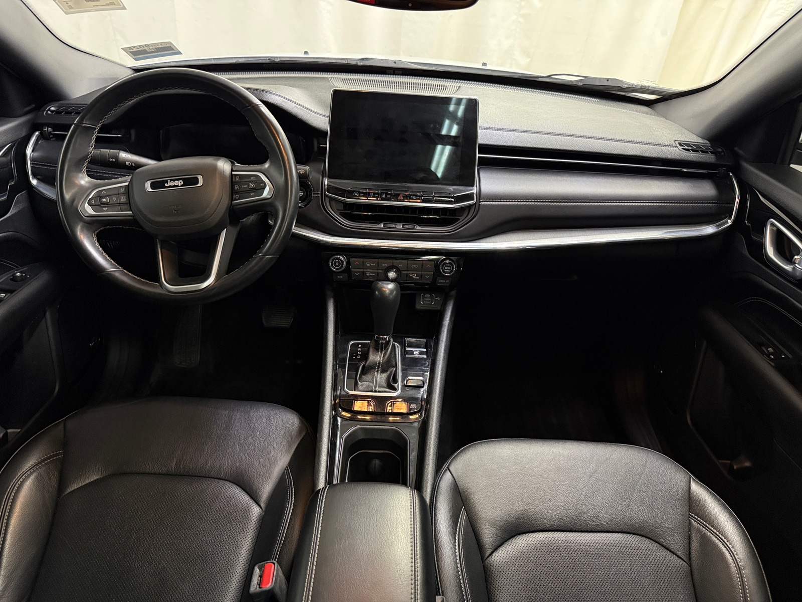 Thumbnail: 2022 Jeep Compass - 2