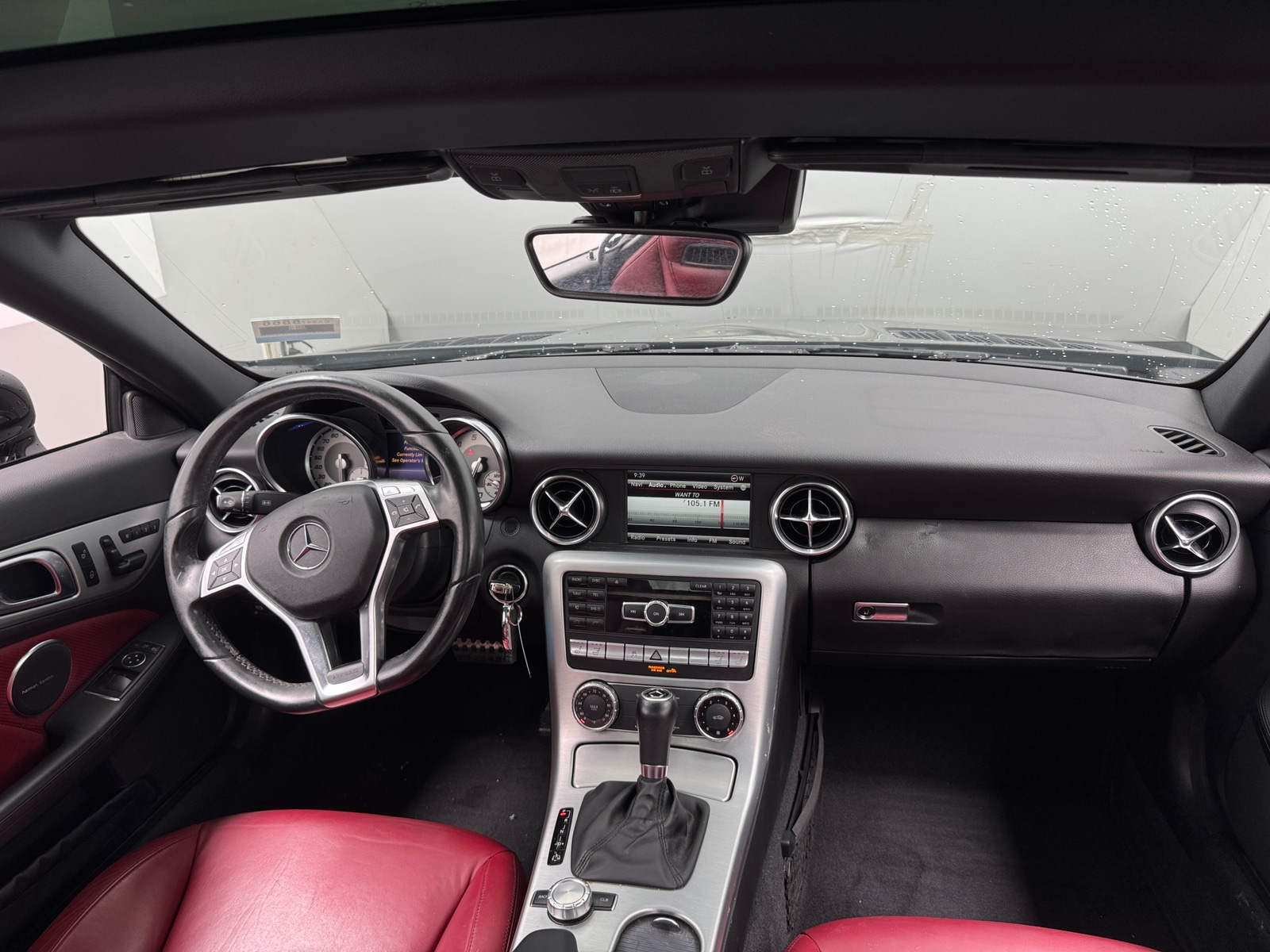 Thumbnail: 2015 Mercedes-Benz SLK - 2