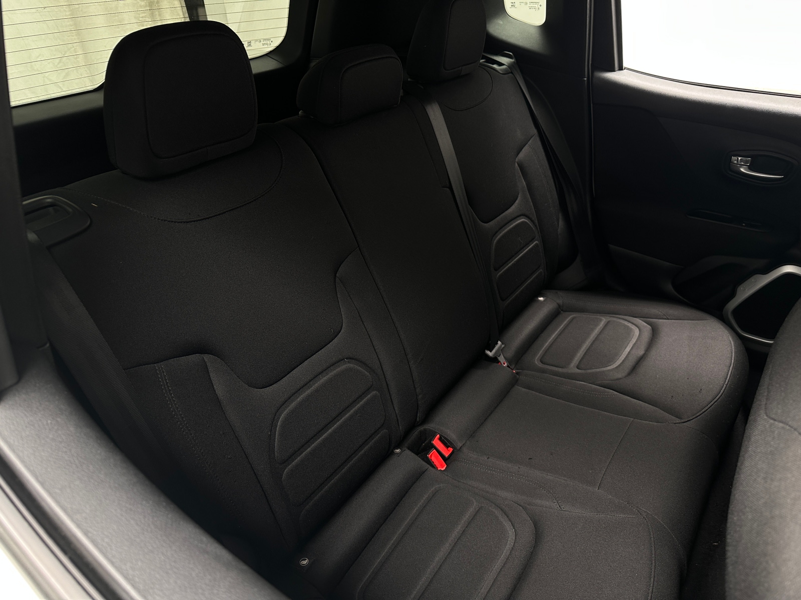 Thumbnail: 2018 Jeep Renegade - 6