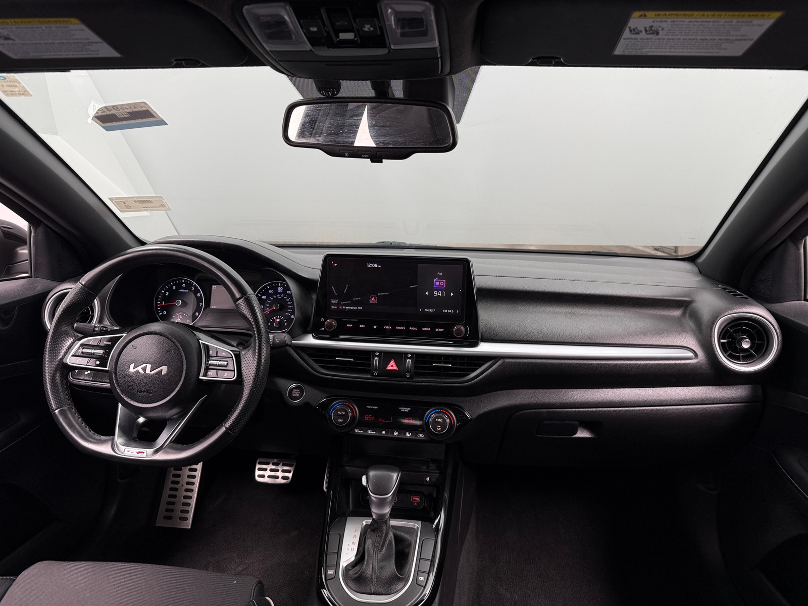 Thumbnail: 2022 Kia Forte - 3