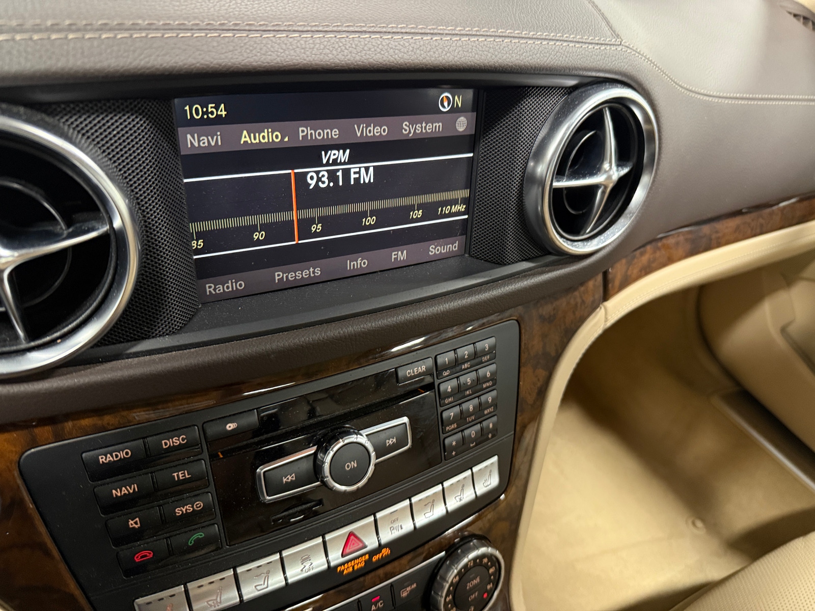 Thumbnail: 2013 Mercedes-Benz SL-Class - 3