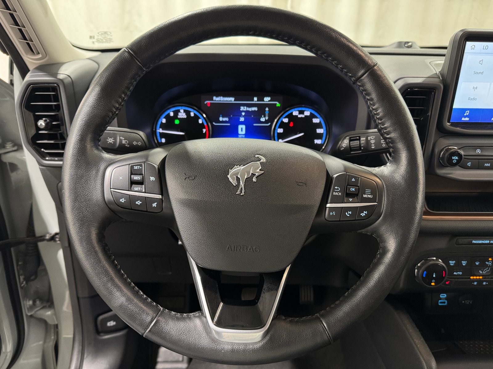 Thumbnail: 2022 Ford Bronco Sport - 4