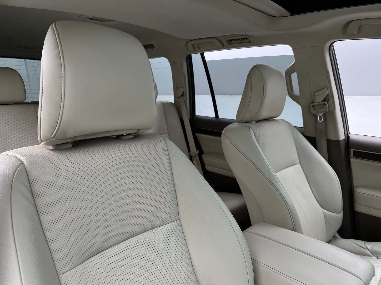 Thumbnail: 2019 Lexus GX - 2