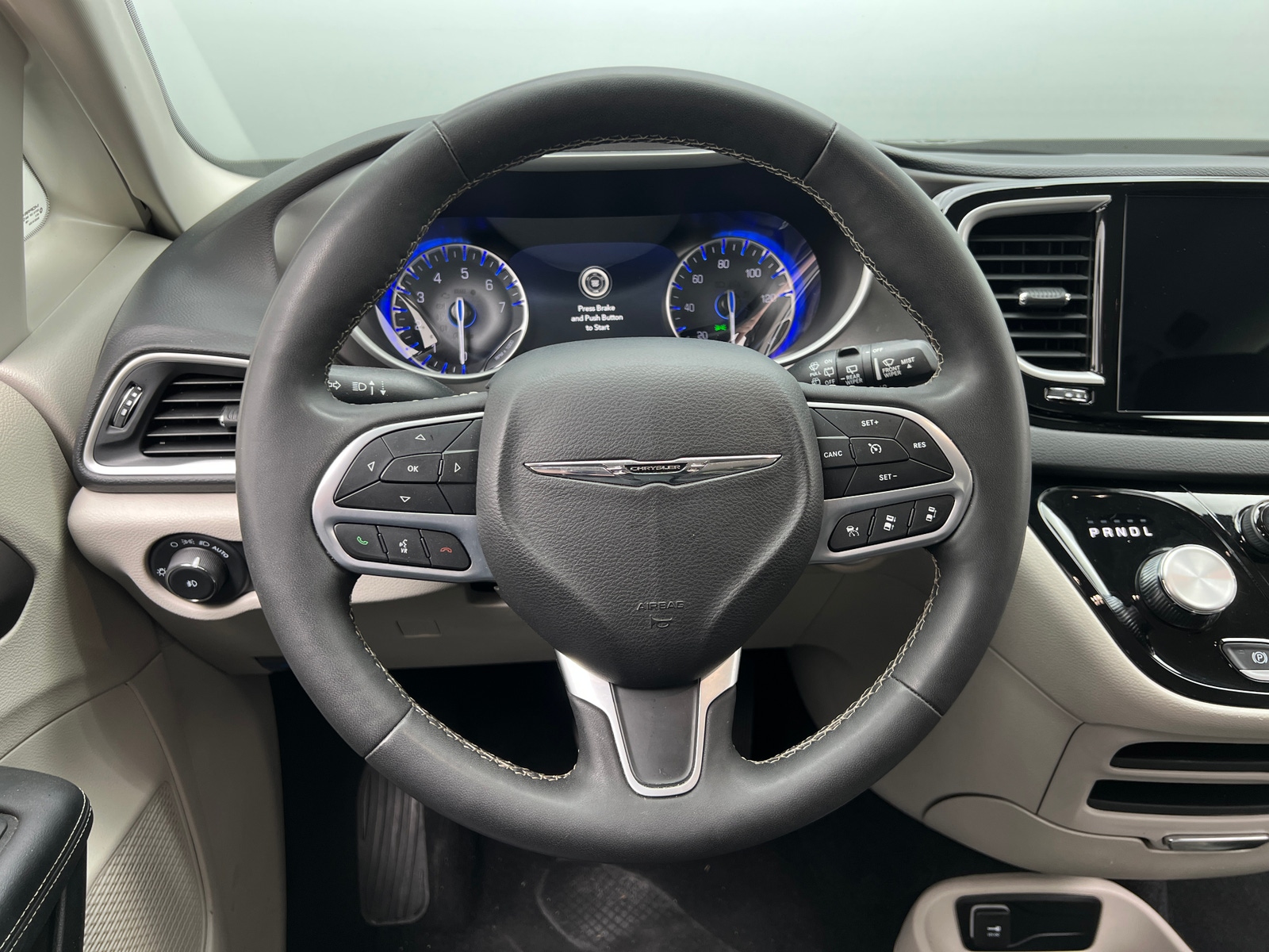 Thumbnail: 2024 Chrysler Pacifica - 4